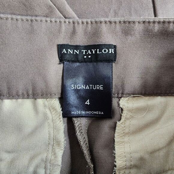 Ann Taylor Womens Cropped Pants Size 4 Brown Signature Cuffed Mid Rise Pockets - Picture 8 of 9